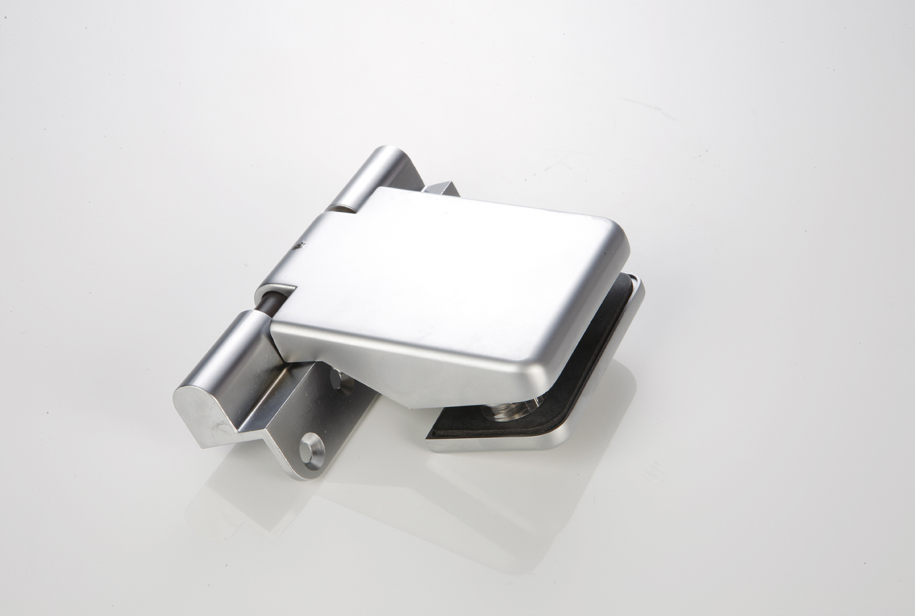 Türb. selbstschl. Winkelform matt-chrom